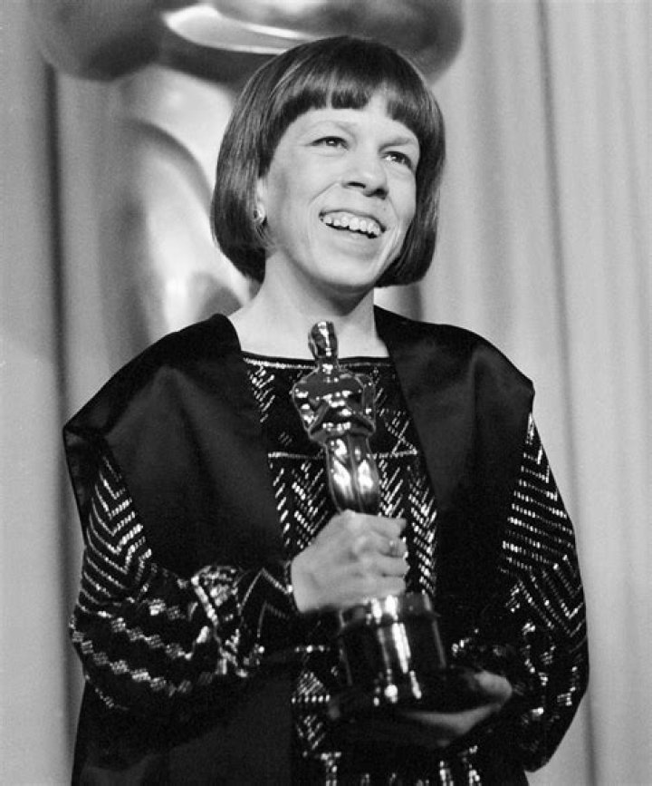 Linda Hunt