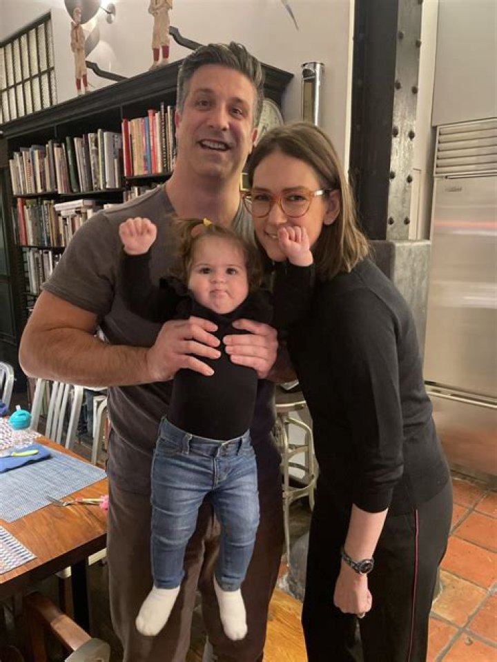 Molly Tarlov | Bio, Age, Net Worth, Relationship, Career