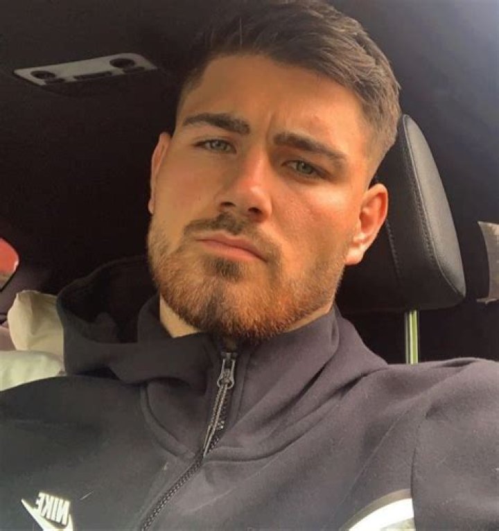 Scott Van Der Sluis Net Worth | How Rich Is He